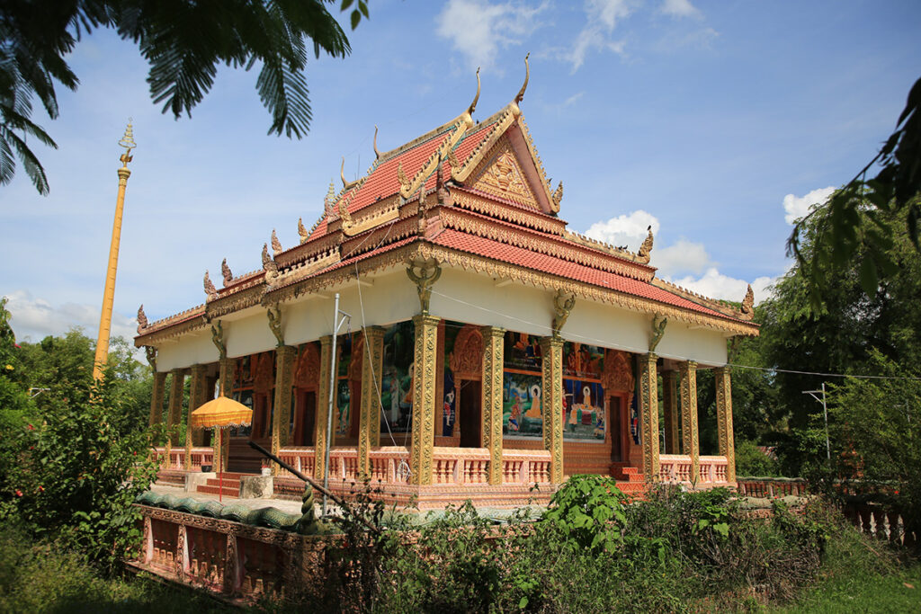 Wat Angk Roka Wat Roka (Pouk District) | Hello Angkor